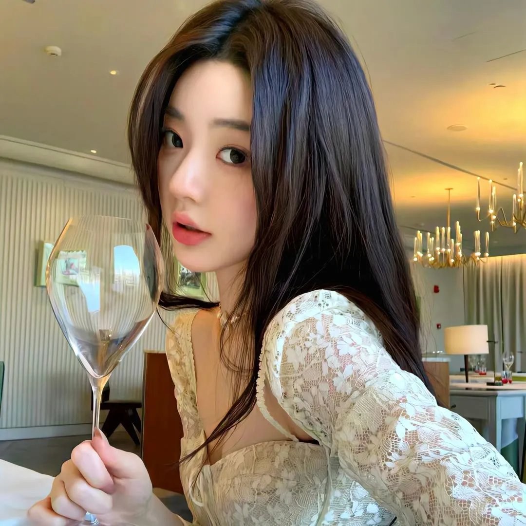 了不起的曹萱萱在线观看封面